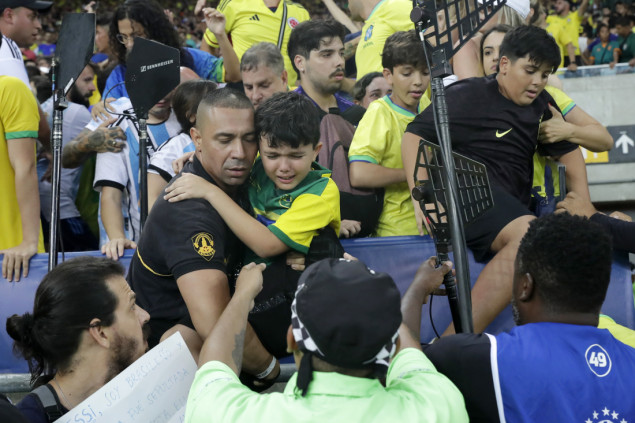 Haos na tribinama Maracane, Messi smatra da je moglo doći do tragedije