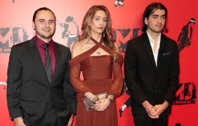 Djeca Michael Jacksona u rijetkom zajedničkom pojavljivanju na premijeri MJ The Musical