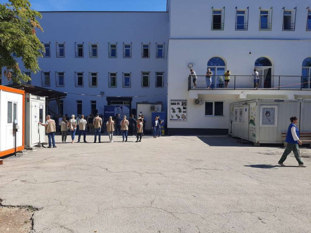 U privremenim prihvatnim centrima na području USK boravi oko 700 migranata