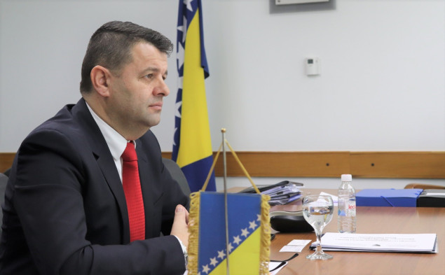 Ministar Hurtić osudio napad u Bratuncu