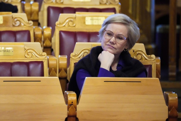 Norveška ministrica zdravlja podnijela ostavku zbog navoda da je plagirala akademske radove