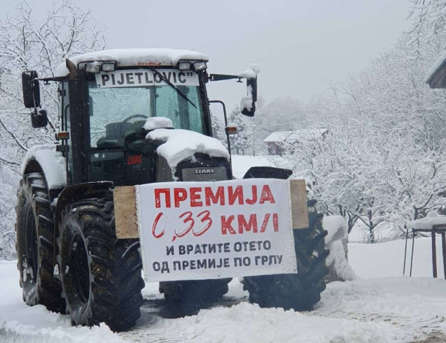 Mljekari u RS protestuju zbog smanjenog otkupa, traže povećanje premije