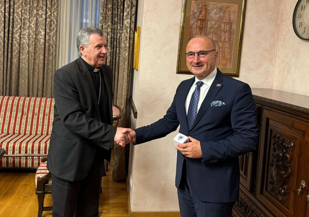 Mons. Vukšić i Grlić Radman u Sarajevu održali radni sastanak