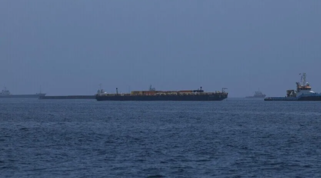 Iran postavio ultimatum za Hormuz: Traži kontrolu nad plovnim putevima ili tjesnac ostaje zatvoren