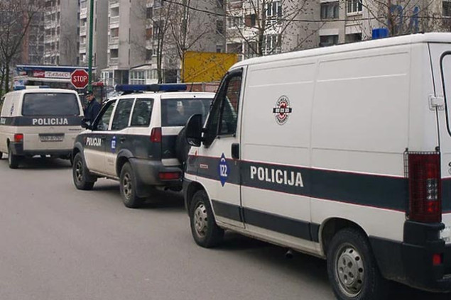 U saobraćajnoj nesreći u Mostaru teško povrijeđena 16-godišnja pješakinja