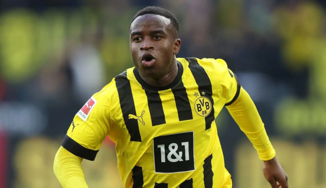 Talentovani Moukoko na izlaznim vratima Borussije Dortmund