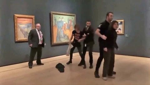 Ekološki aktivisti pokušali u Oslu da zalijepe ruke na sliku Edvarda Muncha 'Krik'