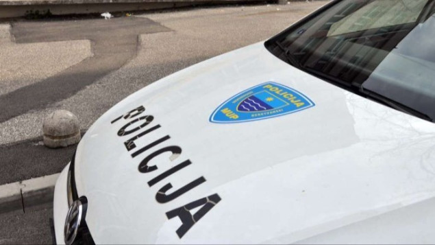 Uz prijetnju pištoljem opljačkao ugostiteljski objekt u Konjicu, potom uhićen