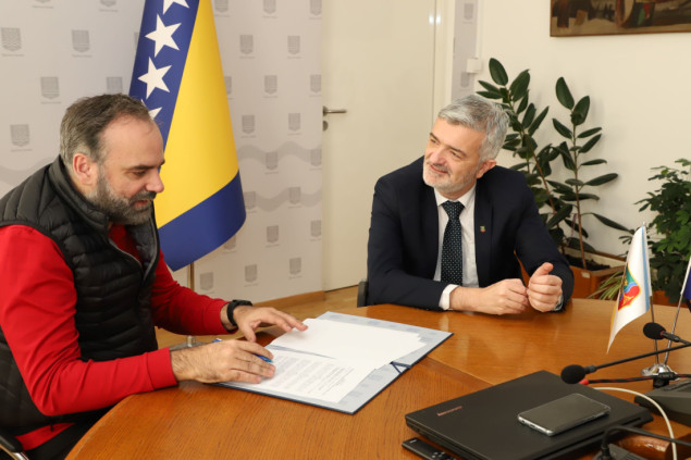 Narodnom pozorištu Sarajevo 10.000 KM