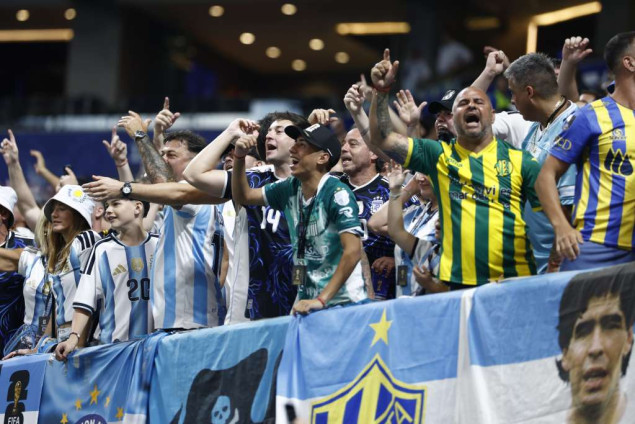 Međusobni obračun argentinskih navijača uoči polufinala SP-a
