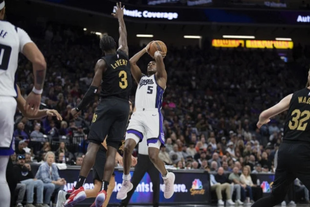 Sacramento pobijedio Cleveland za 400. trijumf trenera Brauna u NBA ligi