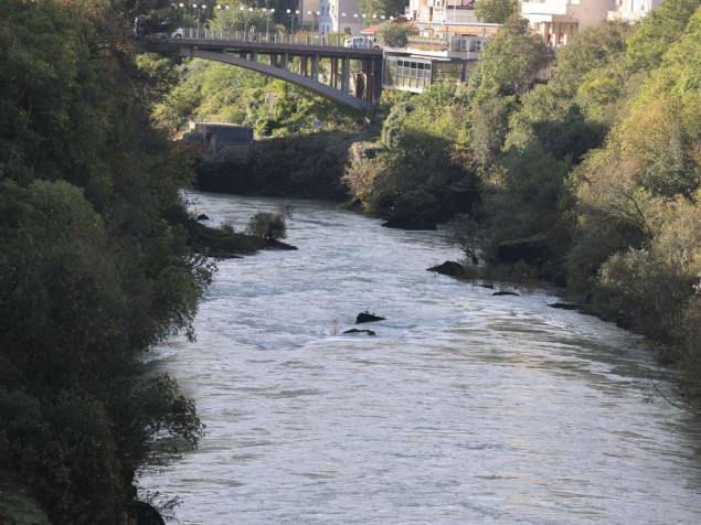 U rijeci Neretvi kod Mostara pronađeno tijelo muškarca