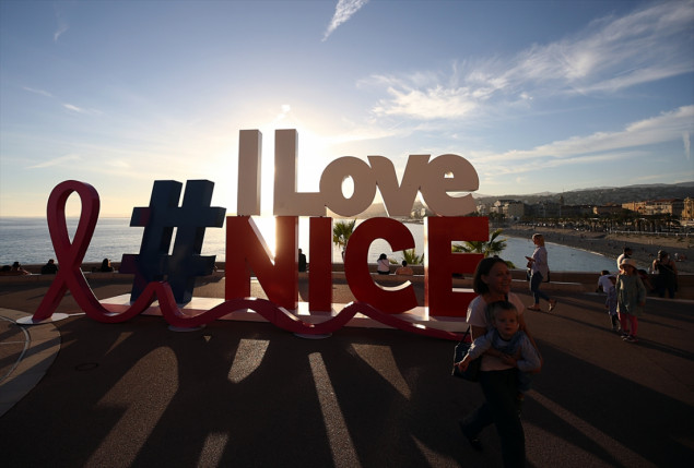 Francusko mediteransko ljetovalište Nica i dalje je turističko žarište