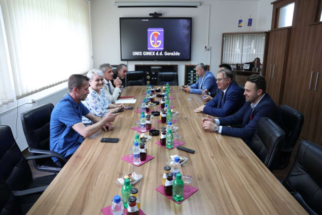 Nikšić: UNIS GINEX bi do kraja godine trebao postati najveća fabrika te vrste u svijetu