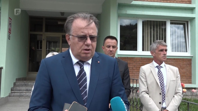 Nikšić u posjetu pogonima kompanije Ginex, komentirao i podjelu novca javnim servisima