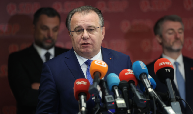 Nikšić: Zastupnici su pod ogromnim pritiskom, nude im nevjerovatne sume
