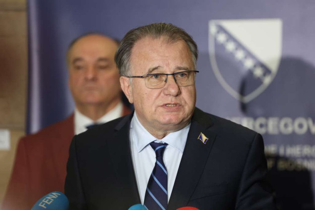 Nikšić: Federacija BiH nije u finansijskoj krizi