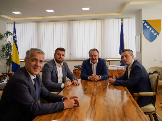 Nikšić i Dizdar s Durakovićem i Duratovićem: U vrhu prioriteta je pomoć povratnicima