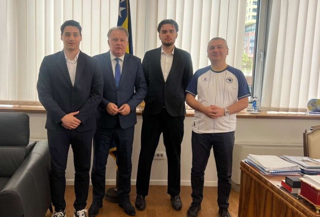 Nikšić i Dizdar s predstavnicima Asocijacije 5MFBH iz Pariza: Jačanje veza s bh. dijasporom