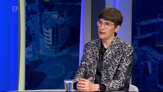 Policija ispratila njemačku ministarku iz Banje Luke, Anna Luhrmann nepoželjna u RS-u