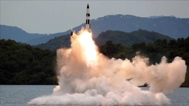 Sjeverna Koreja lansirala rakete kao odgovor na vojnu vježbu SAD i Južne Koreje