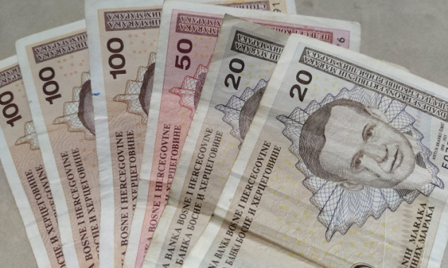 Najniža plaća u RS-u za 2024. godinu će biti 900 maraka
