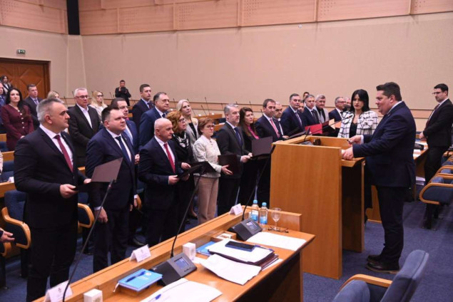 Nova Vlada RS danas preuzela dužnost