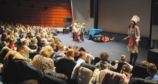 Pred 1 200 sarajevskih mališana izvedena predstava "Hranjiva priča"