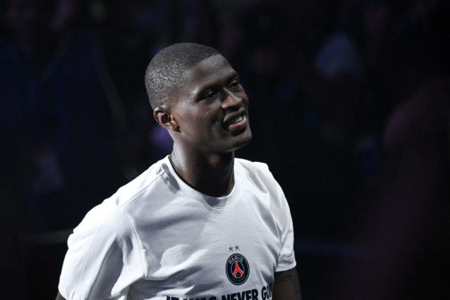 Fudbaler PSG-a Nuno Mendes van terena nekoliko sedmica zbog povrede mišića noge