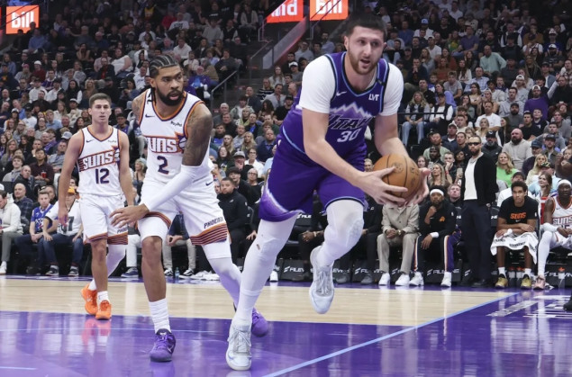 NBA - Charlotte deklasirao Utah uz skromnu partiju Nurkića