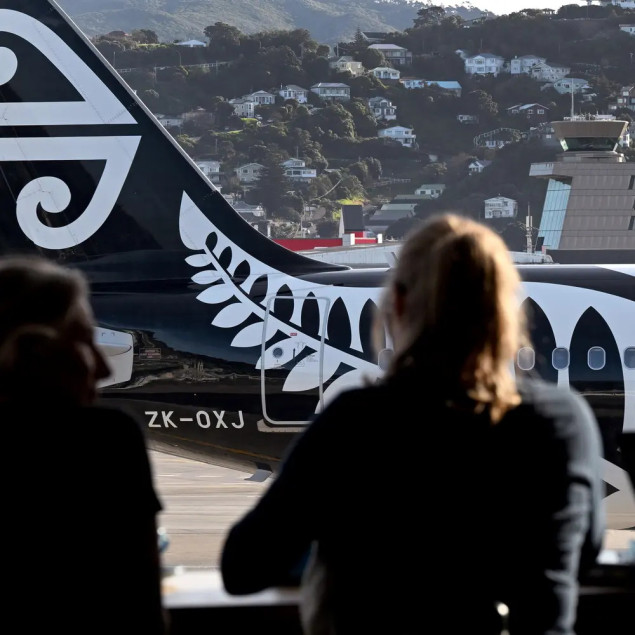 Putnički avion bezbjedno sletio na Novi Zeland nakon požara na motoru