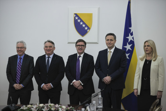 O'Brien sa članovima Predsjedništva BiH