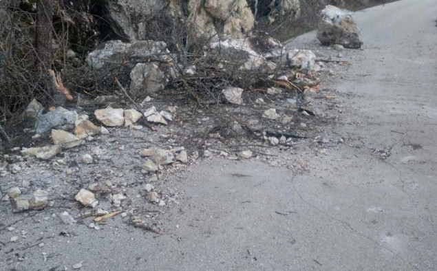 Učestali odroni na kolovoz