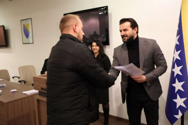 Općina Ilidža - Posao dobilo 29 nezaposlenih zahvaljujući kvalitetnom programu Općine