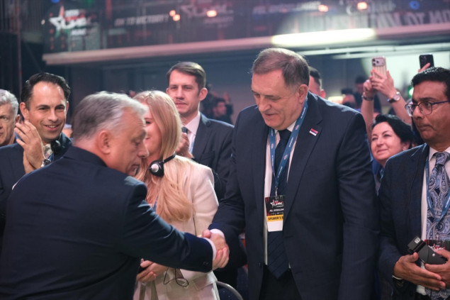Orban pozdravio i hvalio Dodika na skupu u Budimpešti
