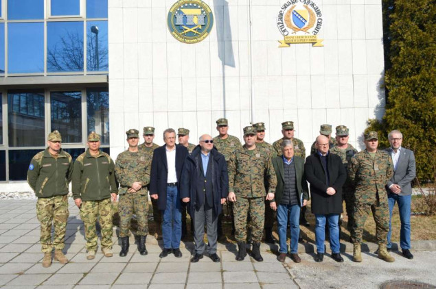 Odbor za odbranu i sigurnost Evropskog parlamenta posjetio Brigadu taktičke podrške OSBiH u Rajlovcu