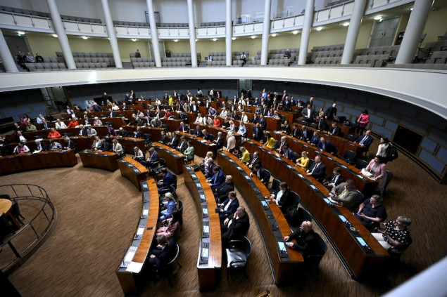 Finski parlament odobrio povlačenje iz sporazuma o zabrani nagaznih mina
