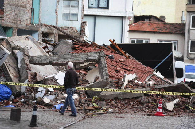 Zemljotres u Turskoj - Nema žrtava, urušeno nekoliko zgrada