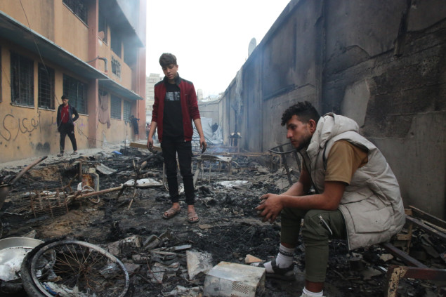 Izraelska vojska bombardovala školu u kojoj su smješteni Palestinci