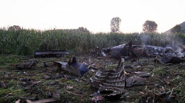 Vučić najavljuje nastavak prodaje oružja nakon pada aviona u Grčkoj