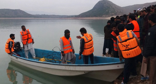 Pakistan: U prevrtanju brodice na jezeru poginulo 49 djece