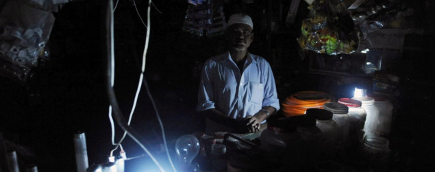 U Pakistanu prodavnice se zatvaraju u 21 sat radi uštede električne energije