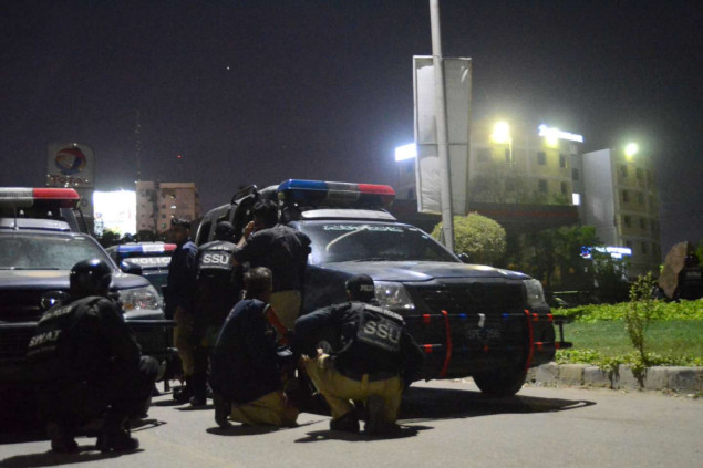 U Pakistanu devet policajaca ubijeno u napadu na njihovo vozilo