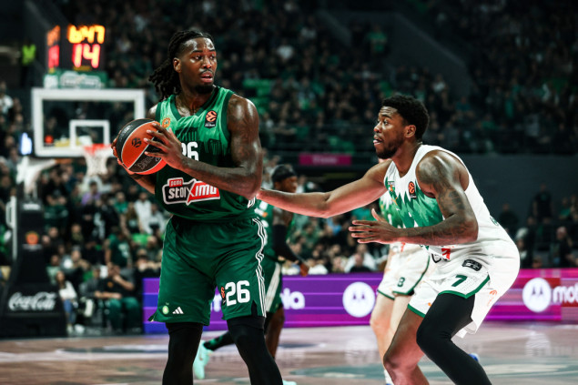 Pobjede Efesa, Reala, Panathinaikosa, Monaca i Parisa