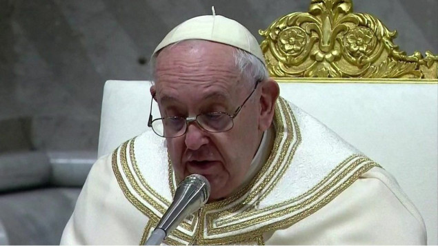 Papa Franjo o smrti Benedikta XVI: Bio je poklon crkvi i svijetu