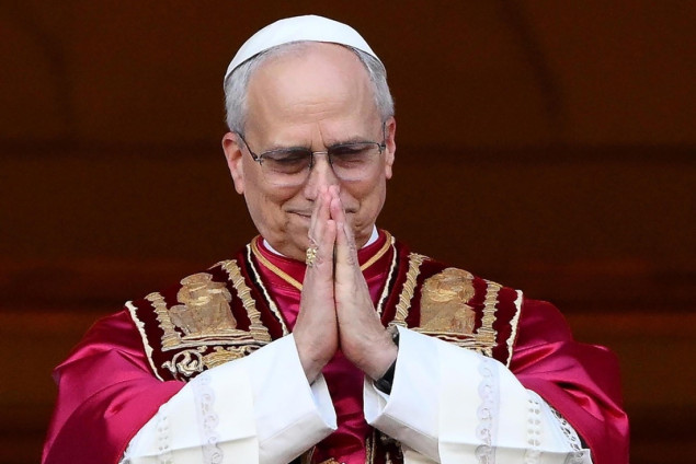 Papa Lav XIV. preuzima dužnost, počela prva misa u Sikstinskoj kapeli