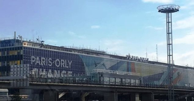 Kašnjenja i haos na pariškom aerodromu zbog kvara na sistemu kontrole prometa