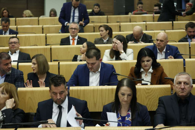 Iz SDA traže prekid sjednice, tvrde da je prekršen Poslovnik