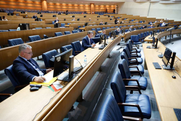 Poslanici Trojke: Između puta u EU i nastavka blokade stoji potpis Borjane Krišto