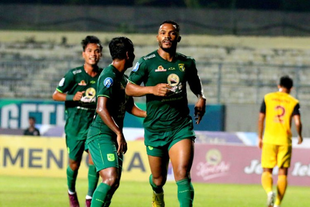 Dva rivalska kluba odigrala prvi međusobni meč poslije smrtonosnog stampeda u Indoneziji